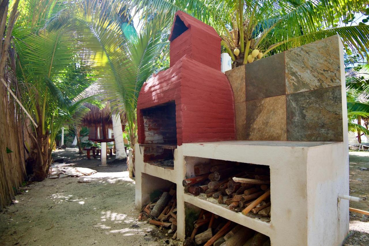 Hostel Golden Paradise *