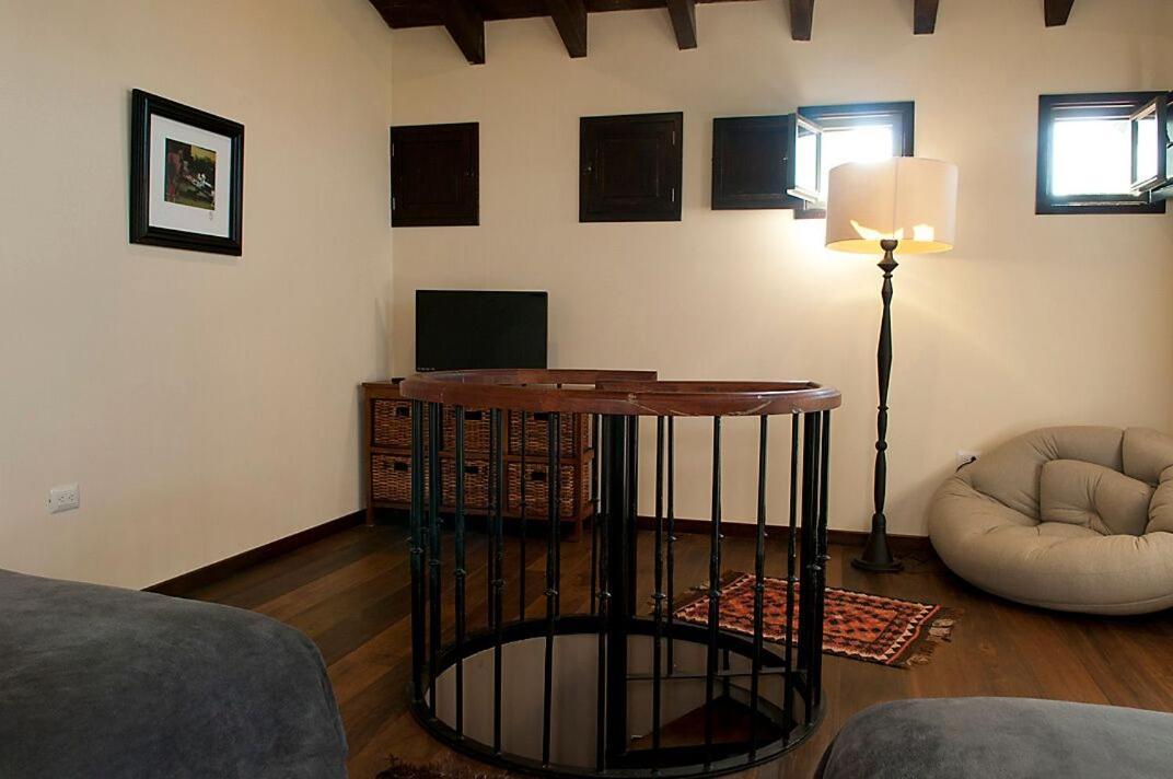 La Santisima Trinidad 3*