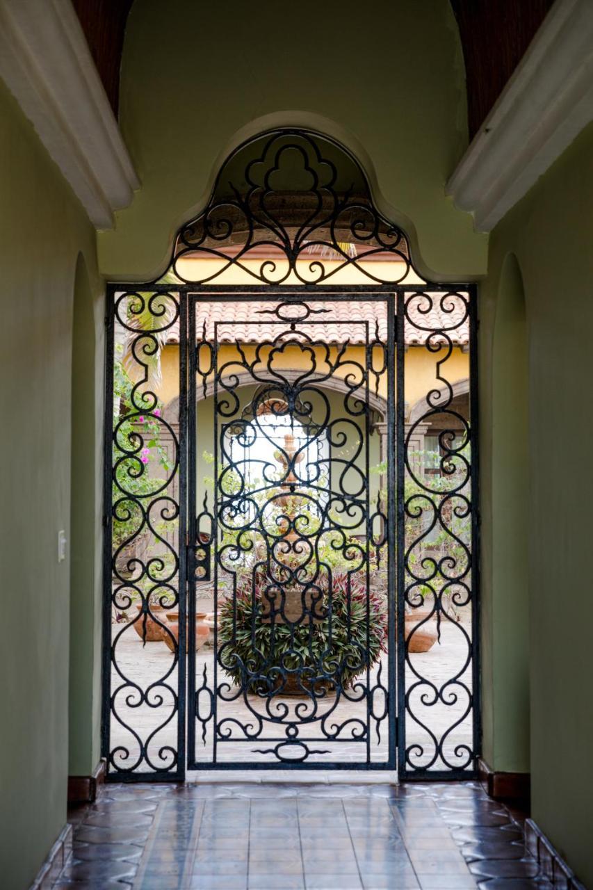 Hacienda Cerritos