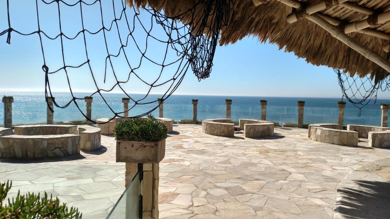 Olas & Hotel Rosarito