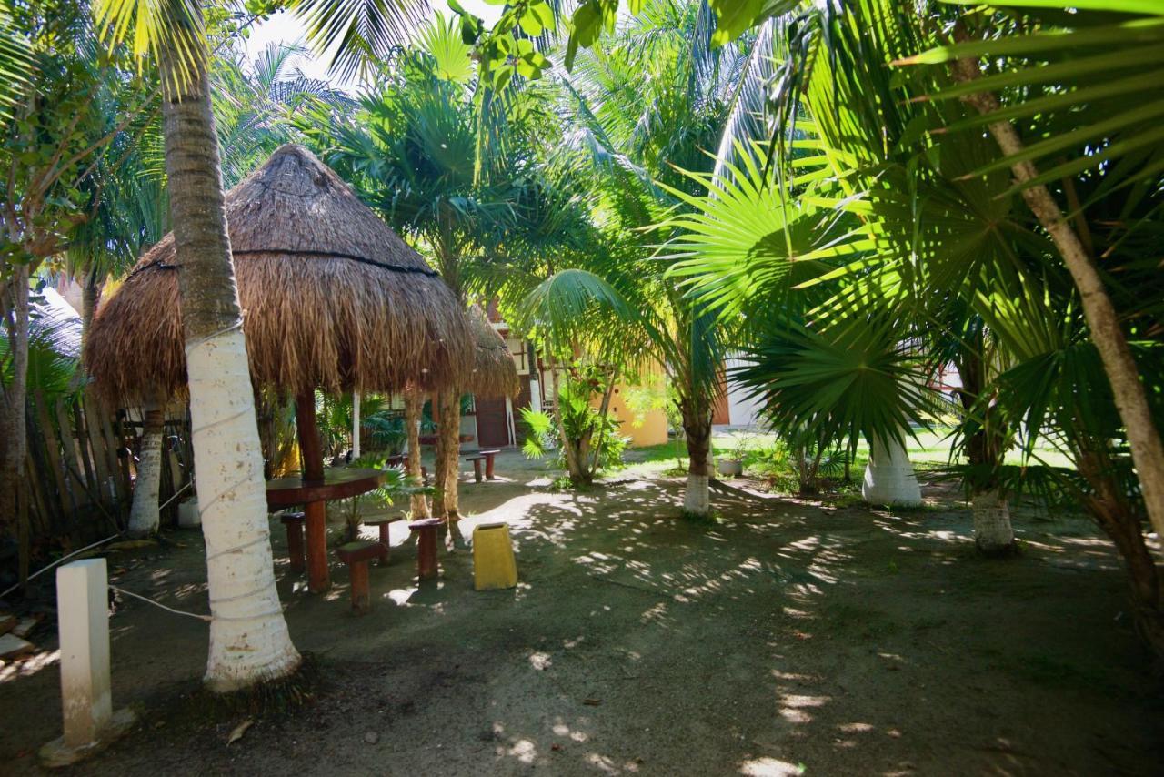 Golden Paradise Hostel Isla Holbox
