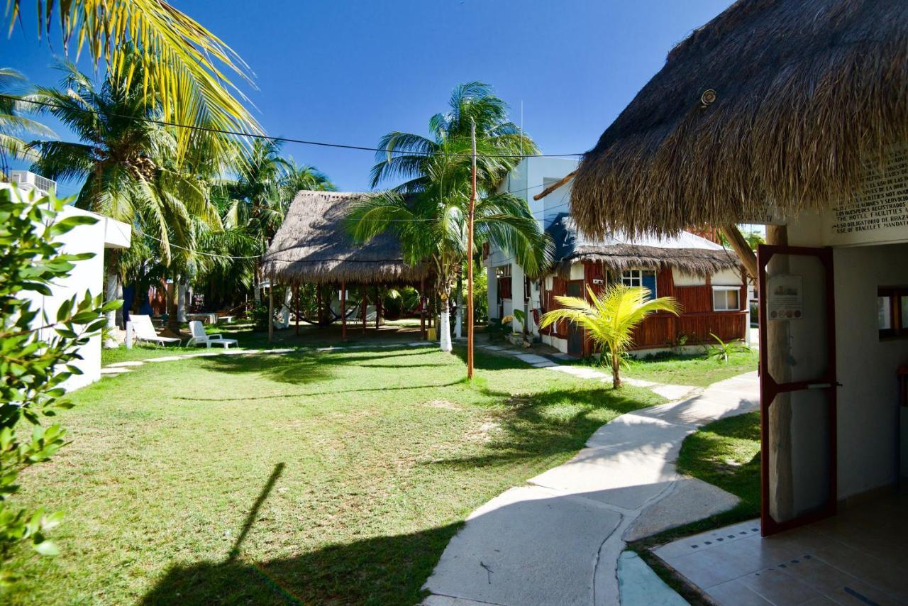 Golden Paradise Hostel Isla Holbox