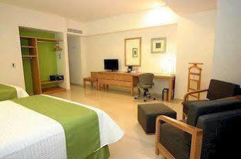 Hotel Hb 4*