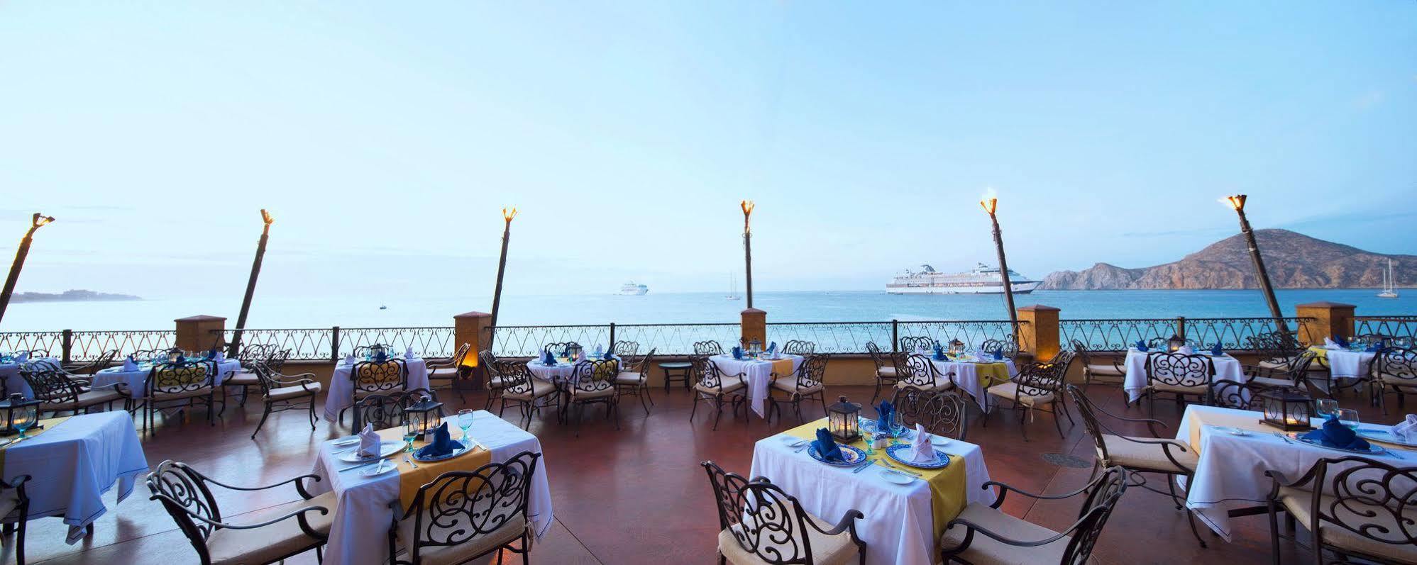 Del Arco Residences Hotel