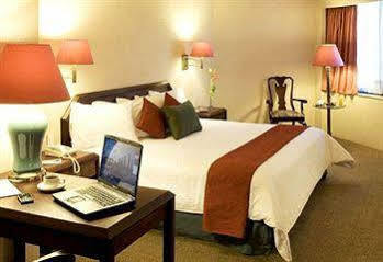 La Joya Hotel