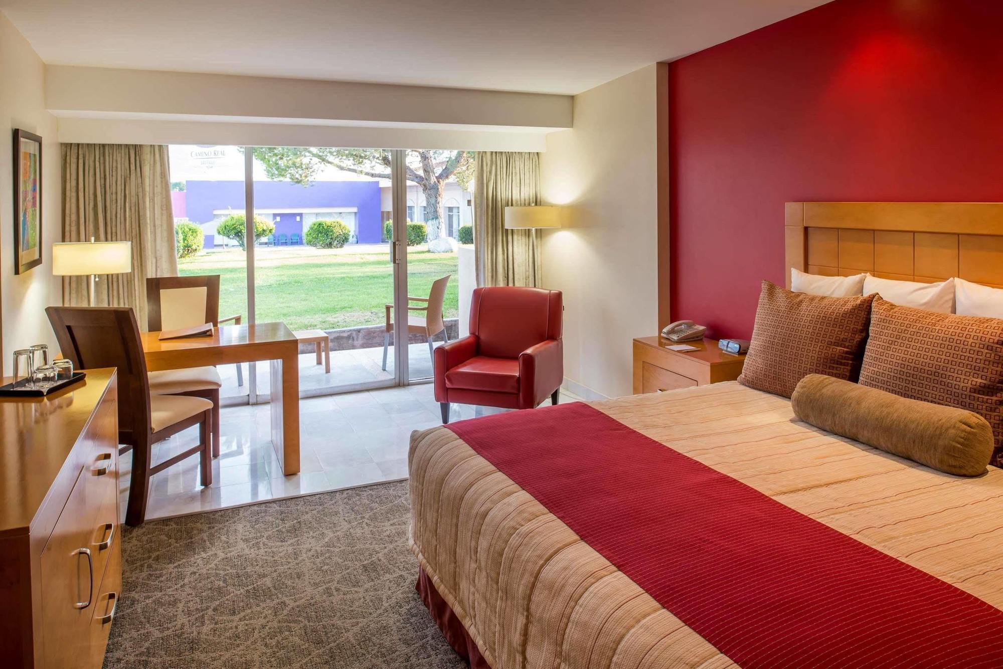 Hotel Camino Real