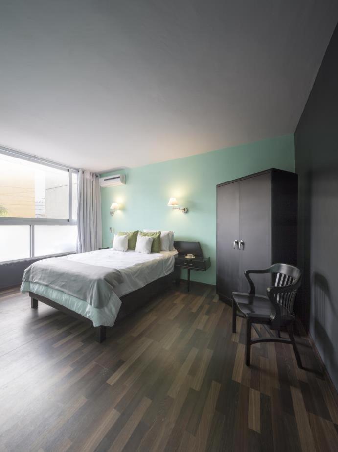 Aparthotel Lusitania 3*