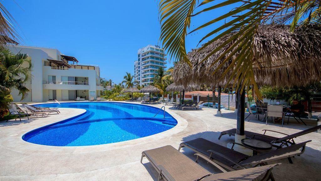 Nitta 2 Bedroom-ocean And Sunset Views With Large Deck And Small Dipping Pool Nuevo Vallarta