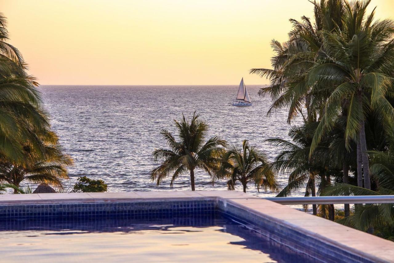 Nitta 2 Bedroom-ocean And Sunset Views With Large Deck And Small Dipping Pool *
