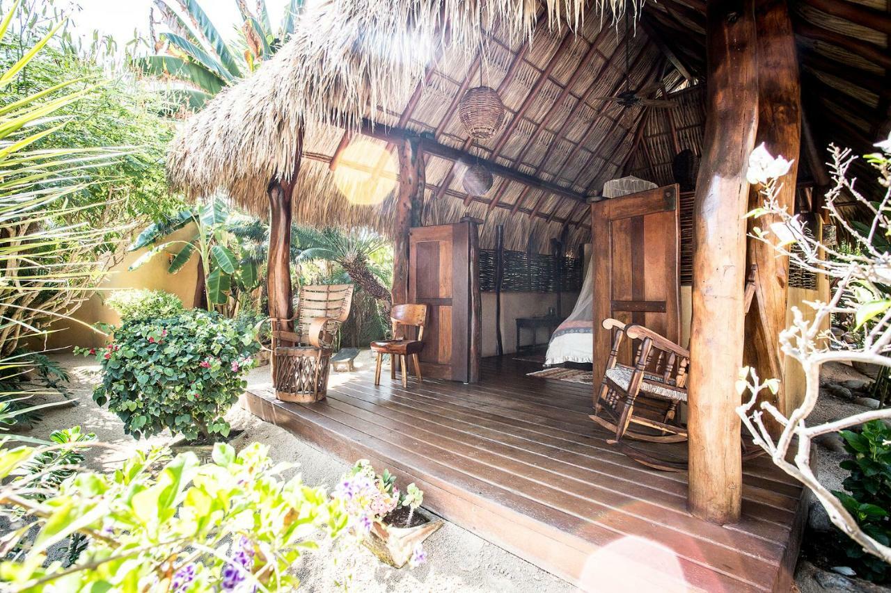 Hotel Present Moment Retreat Troncones