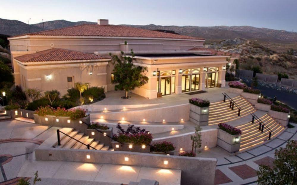 Santuario Diegueno Hotel