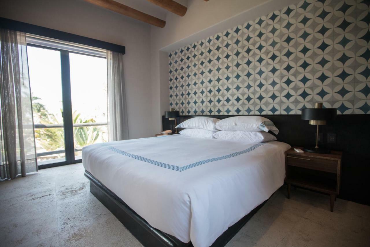 Thompson Zihuatanejo, A Resort, By Hyatt 5* Zihuatanejo