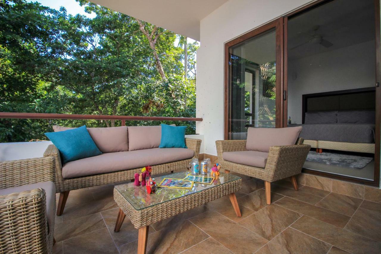 Fantastic With Balcony, High Speed Internet, Pool Facilities In Akumal