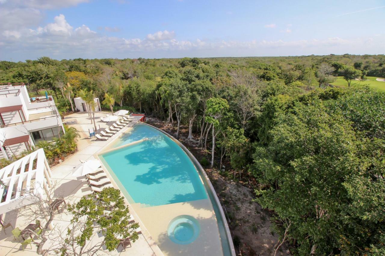 Apartment Fantastic With Balcony, High Speed Internet, Pool Facilities In Akumal