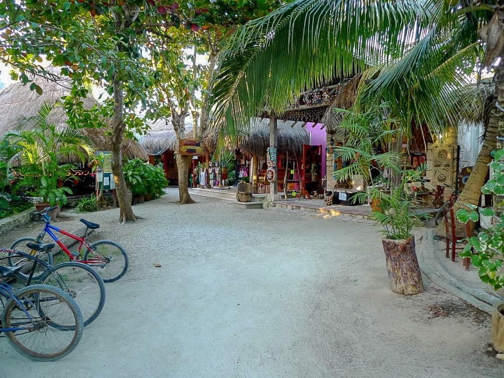 Fantastic With Balcony, High Speed Internet, Pool Facilities In