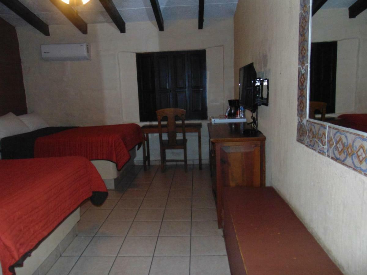 El Rancho Hotel