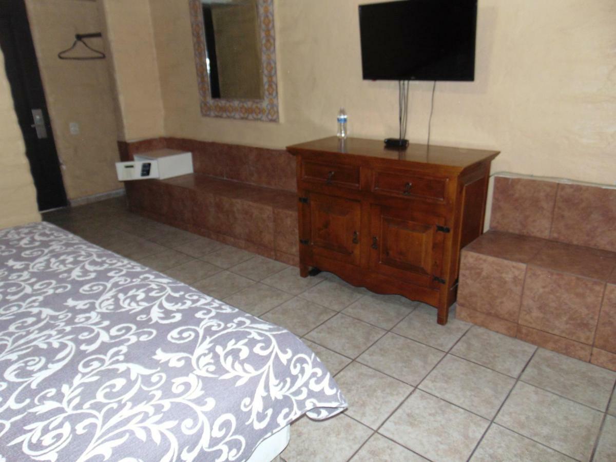 El Rancho Hotel