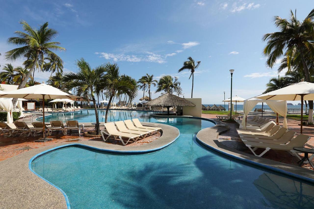 Emporio Ixtapa 5*