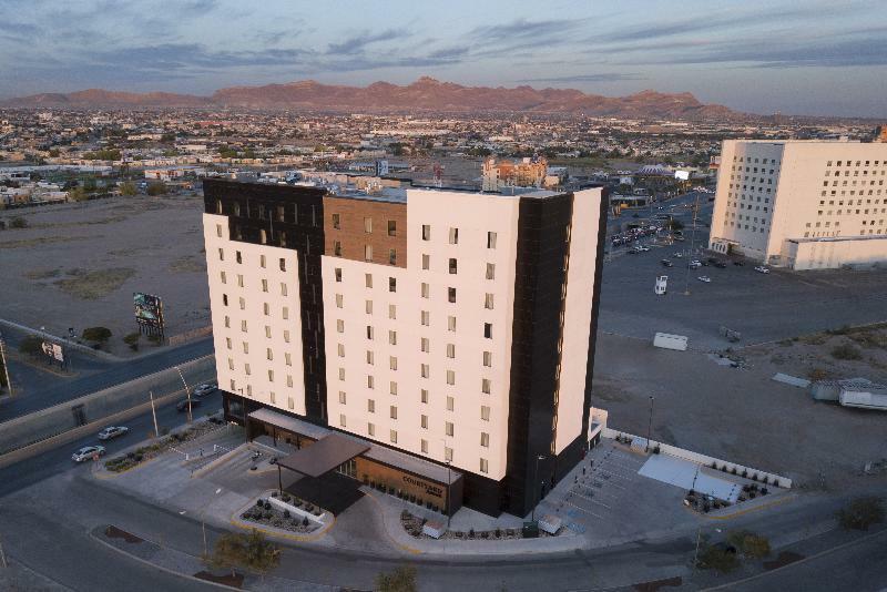 Courtyard By Marriott 4*