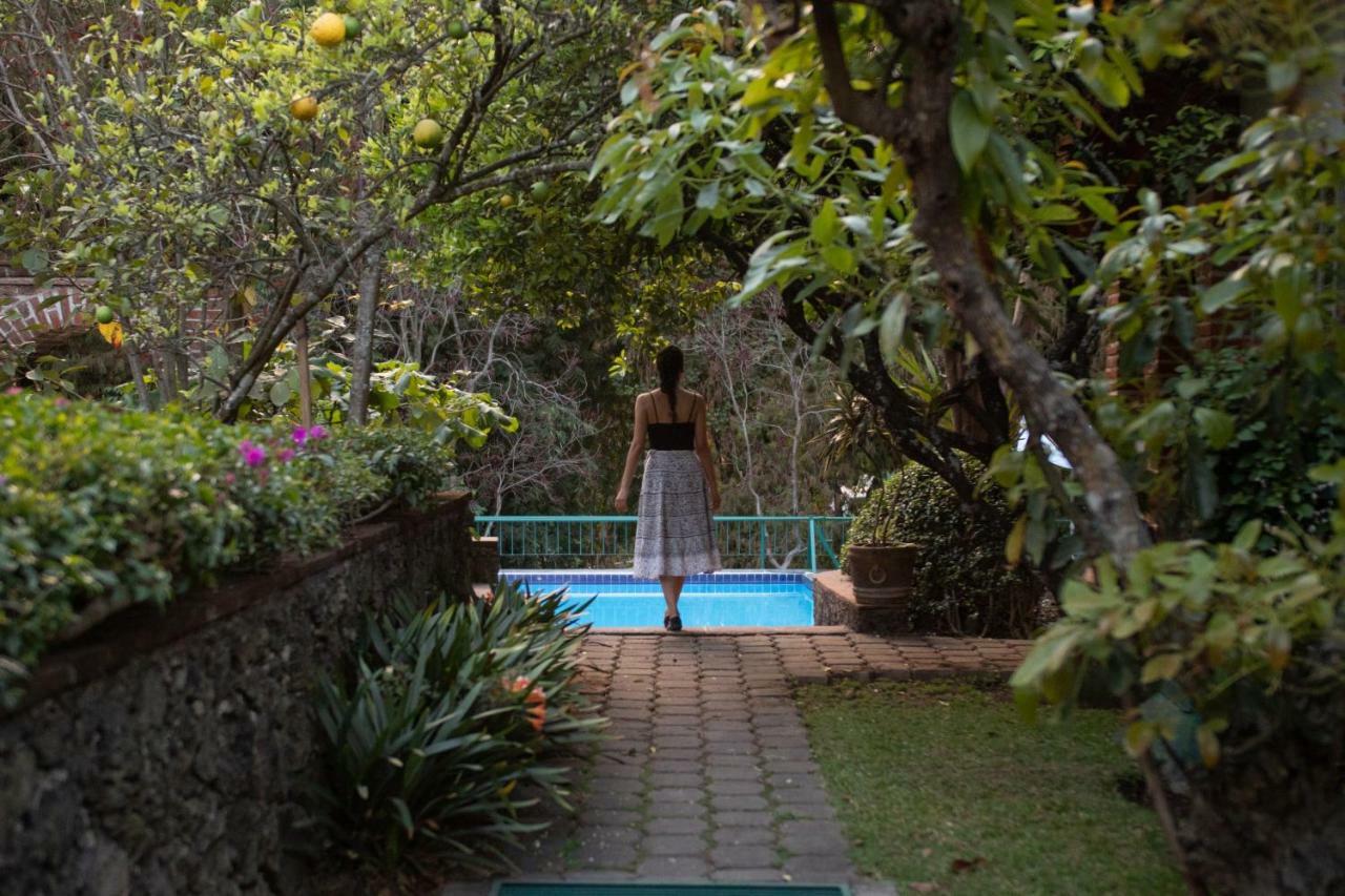 La Del Valle (adults Only)