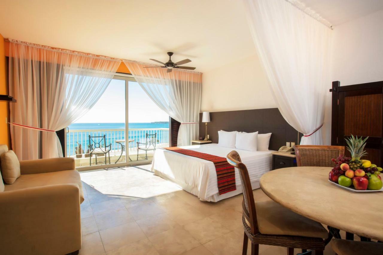 Krystal Grand Cabos Resort