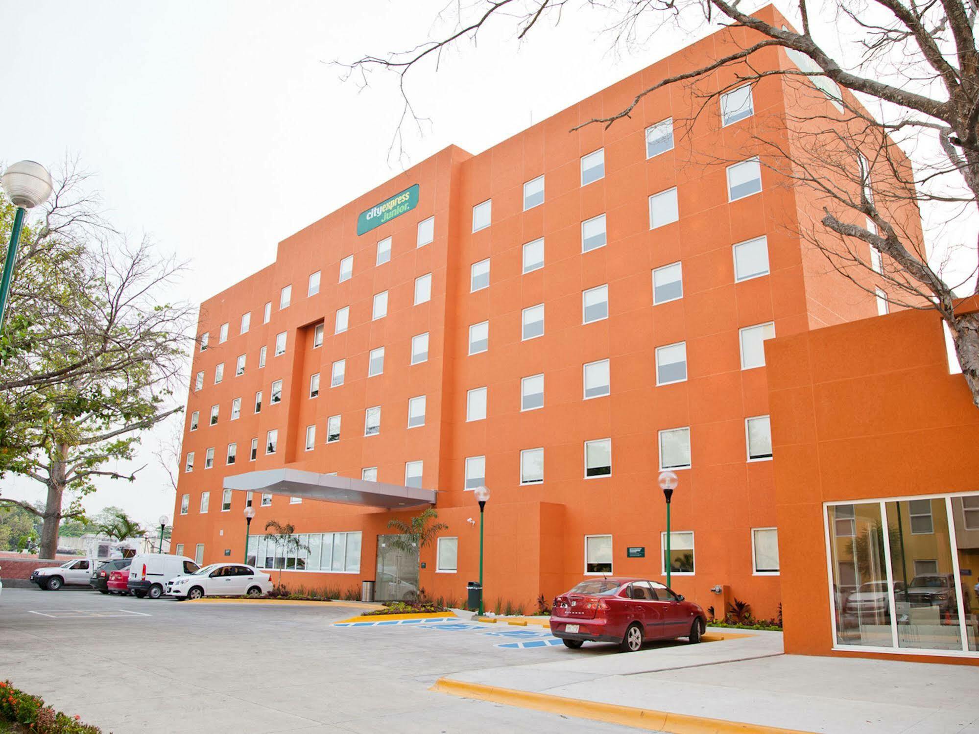 Hotel Express Junior By Marriott Centro Aguascalientes