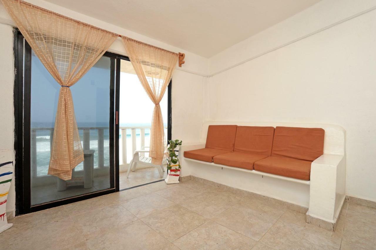 Neptuno 3* Zipolite