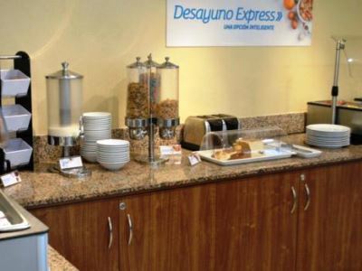 Express By Ihg Hotel