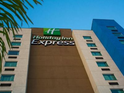 Hotel Express Zona Aeropuerto By Ihg Saltillo