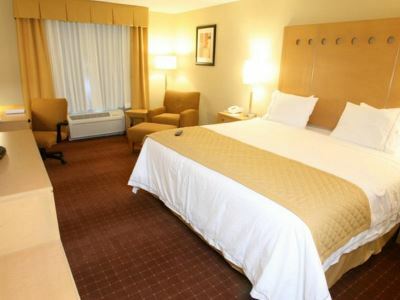 Express Zona Aeropuerto By Ihg Hotel 4*