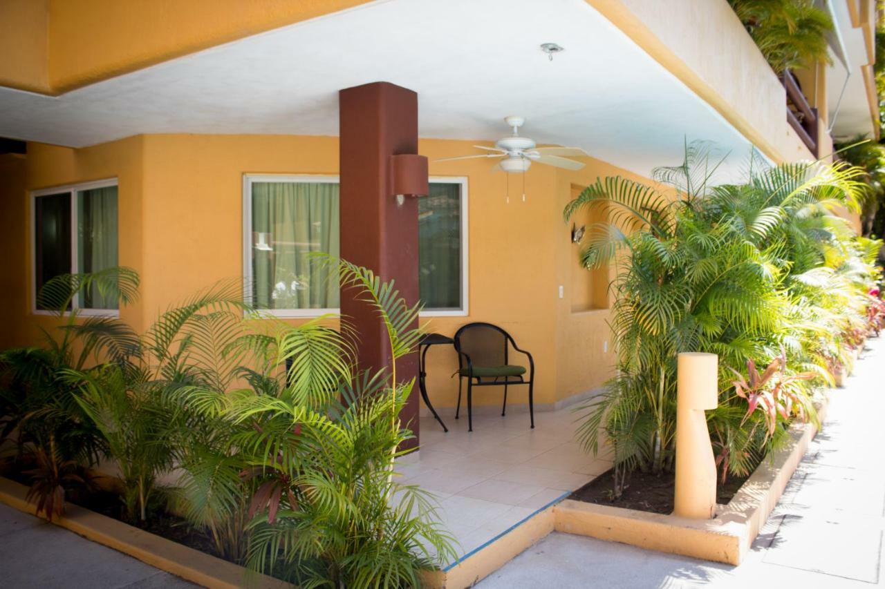 Apartment Mangos