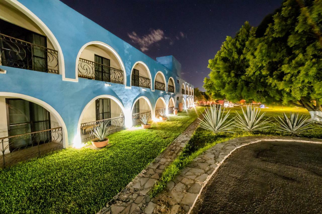 Hacienda Aeropuerto Hotel