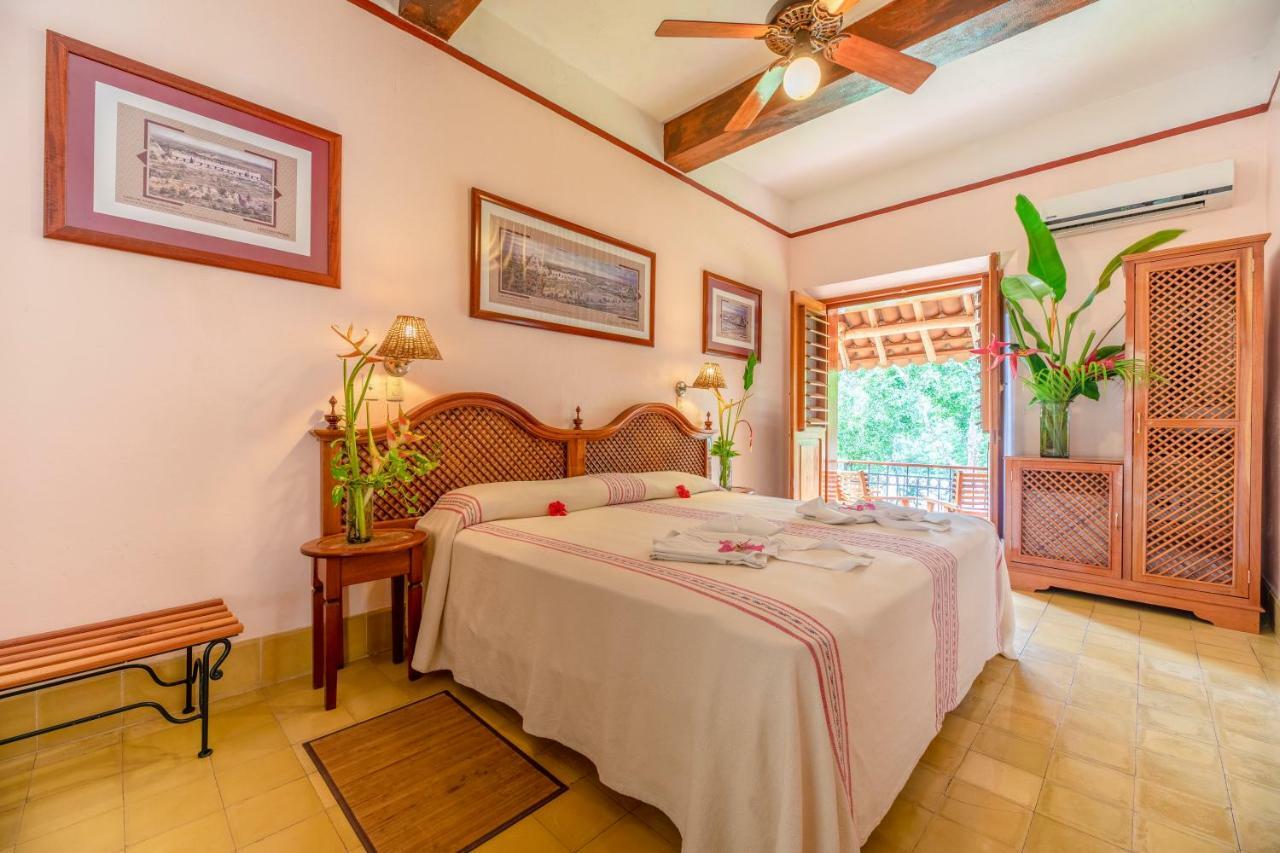 Hotel Hacienda Plantation & Museum