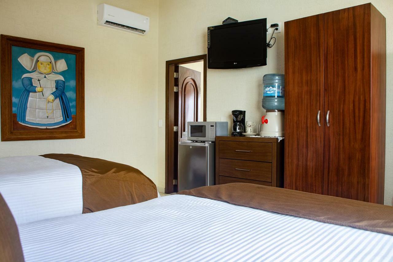 Aparthotel Costa Dorada