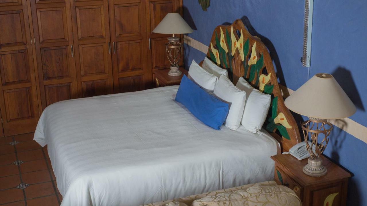 Hotel El Rebozo 5*