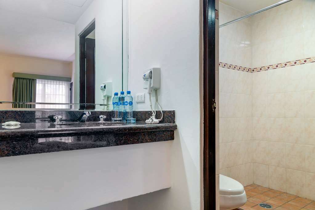 Quality Hotel Nuevo Laredo