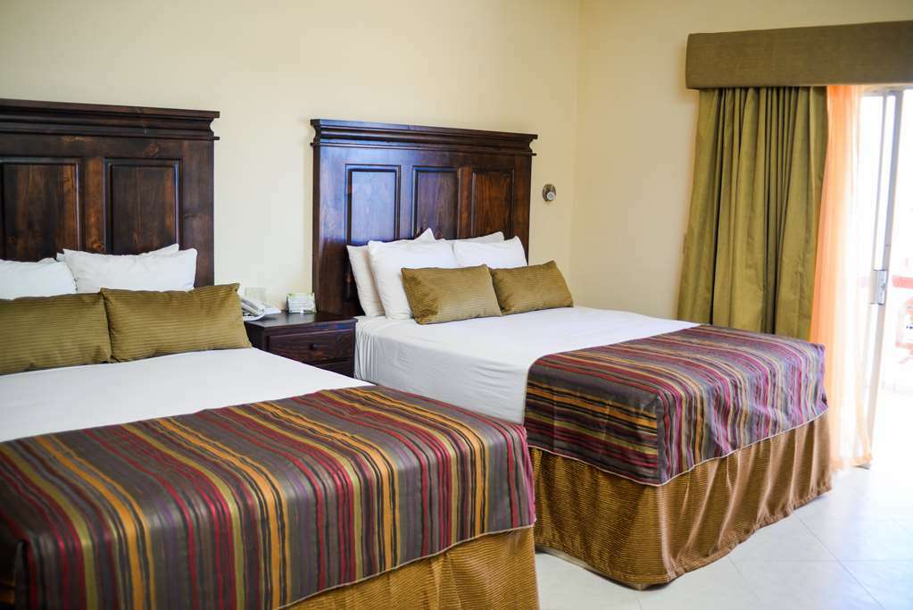 Western Laos Mar & Hotel 3*