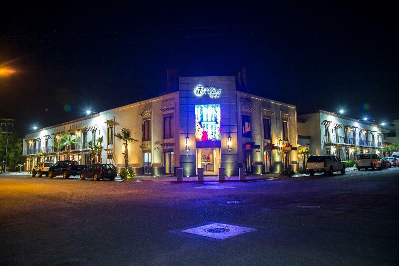 Seven Crown Centro Historico Hotel