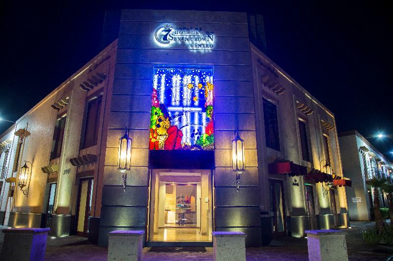 Hotel Seven Crown Centro Historico 4*