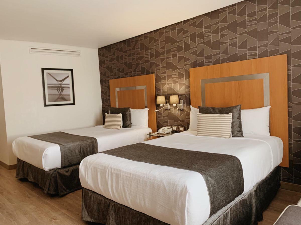 Hotel Mercury 4*