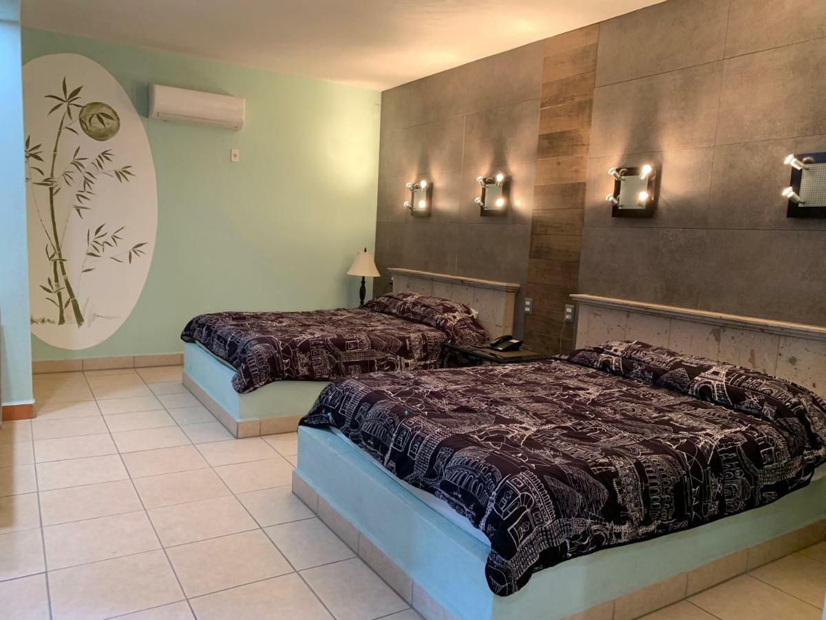 Aparthotel La De