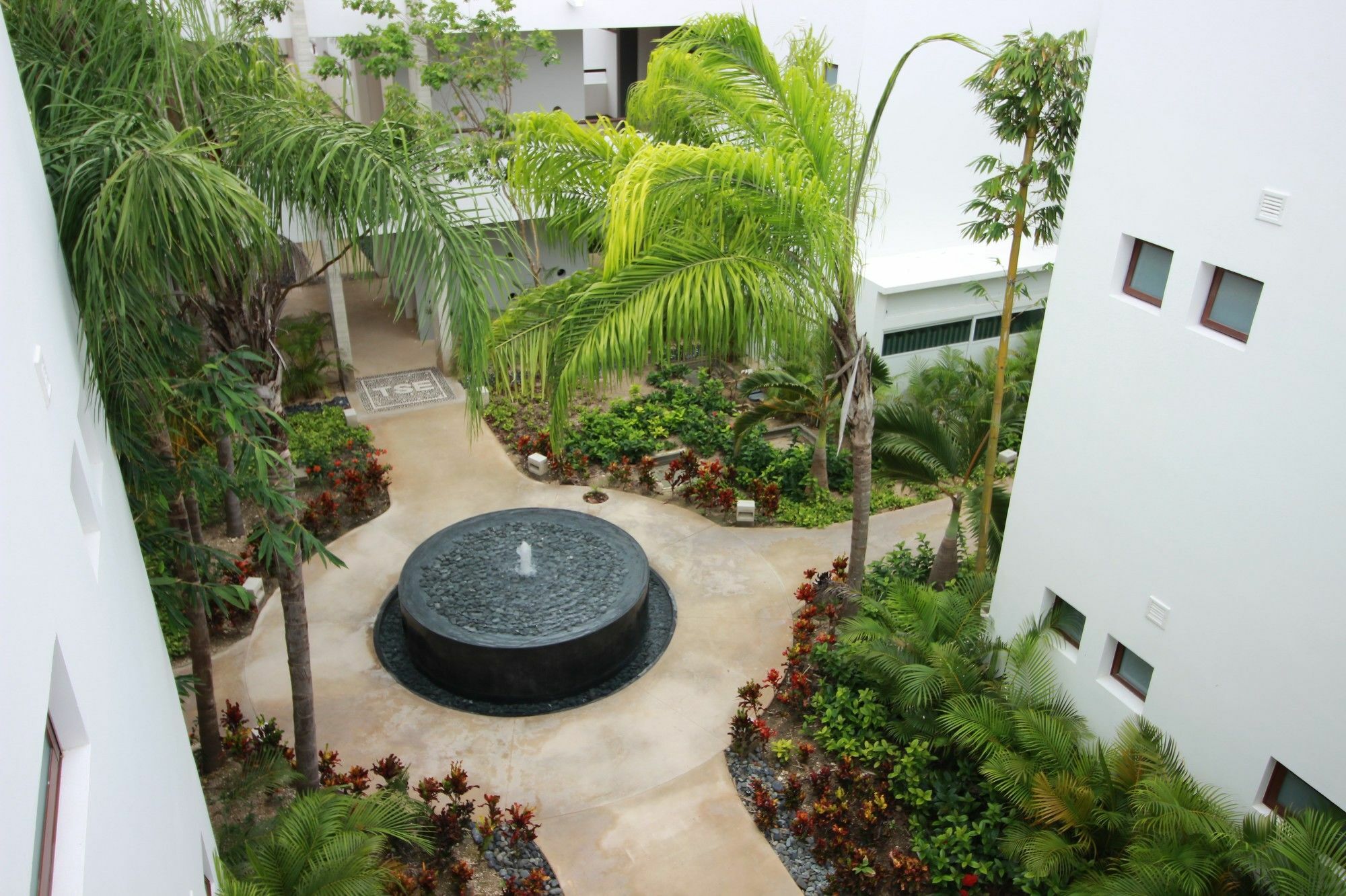 Apartment In Exclusive Building By Olahola