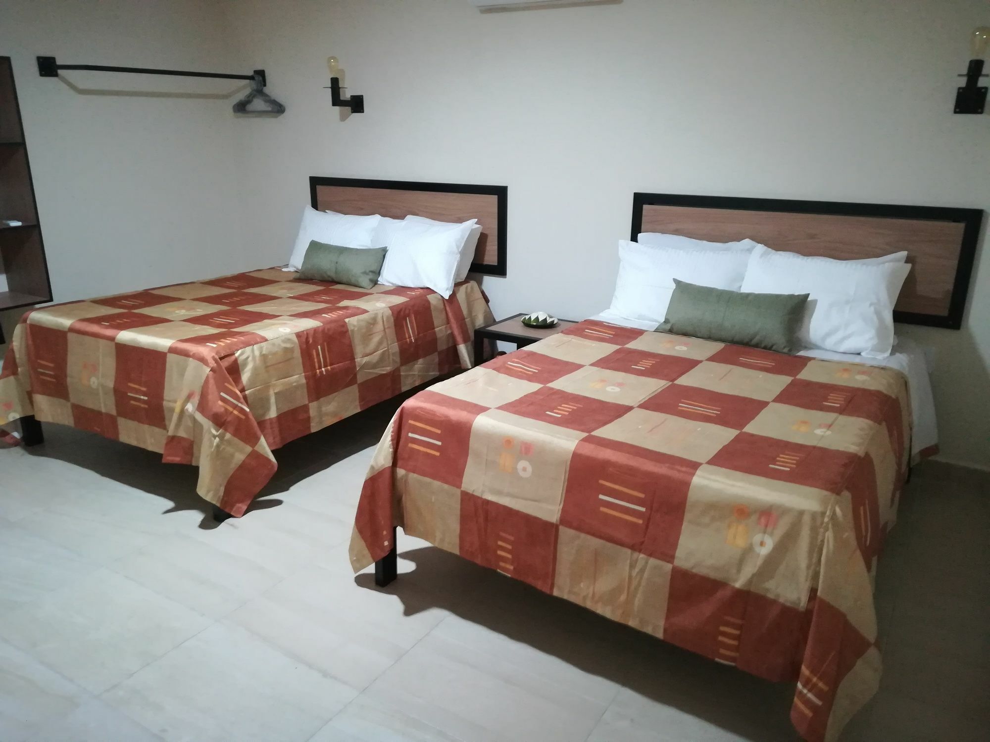 Brisas 10 Beachside Apartment