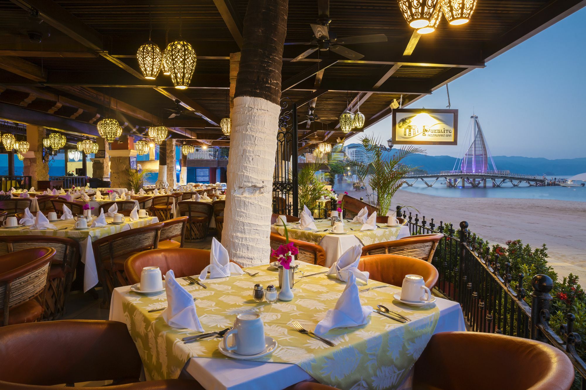 Hotel Playa Arcos & Puerto Vallarta
