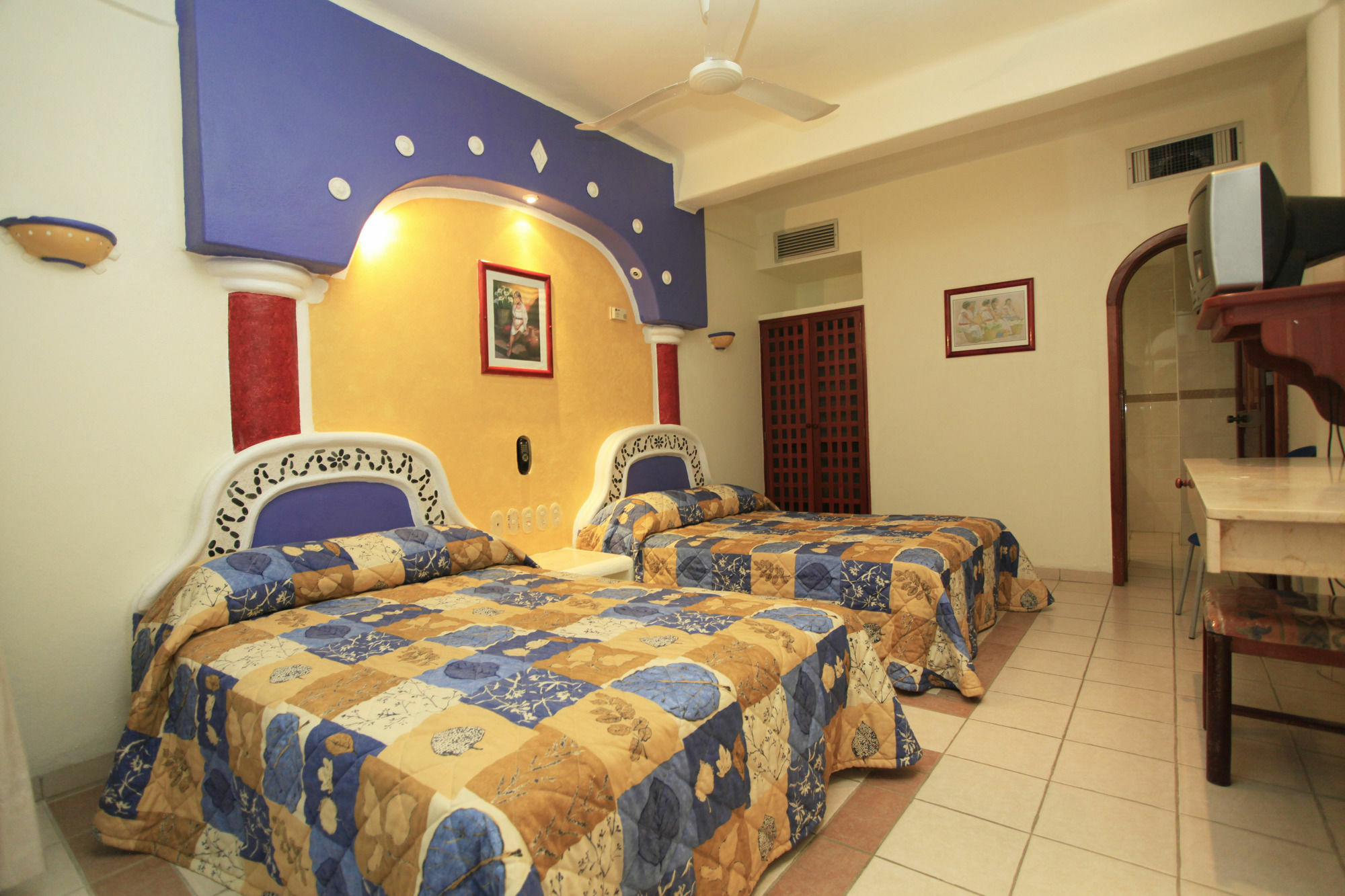 Xestal Hotel