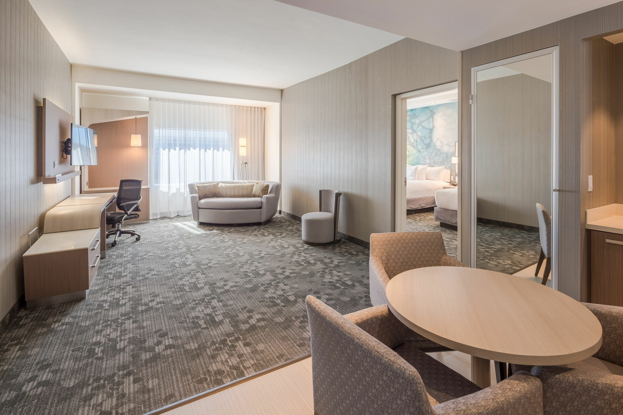 Courtyard By Marriott