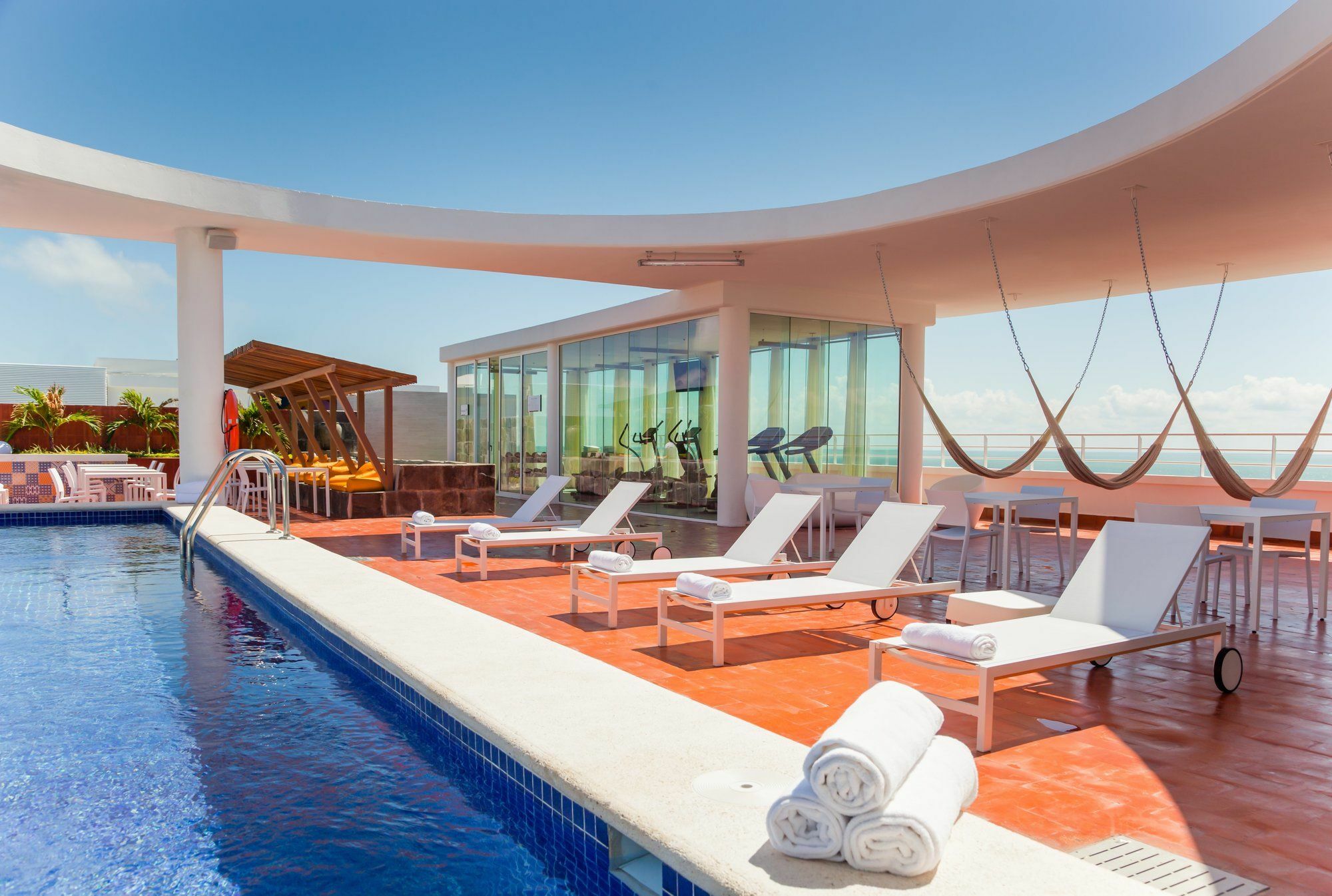 Hotel Fiesta & Loft