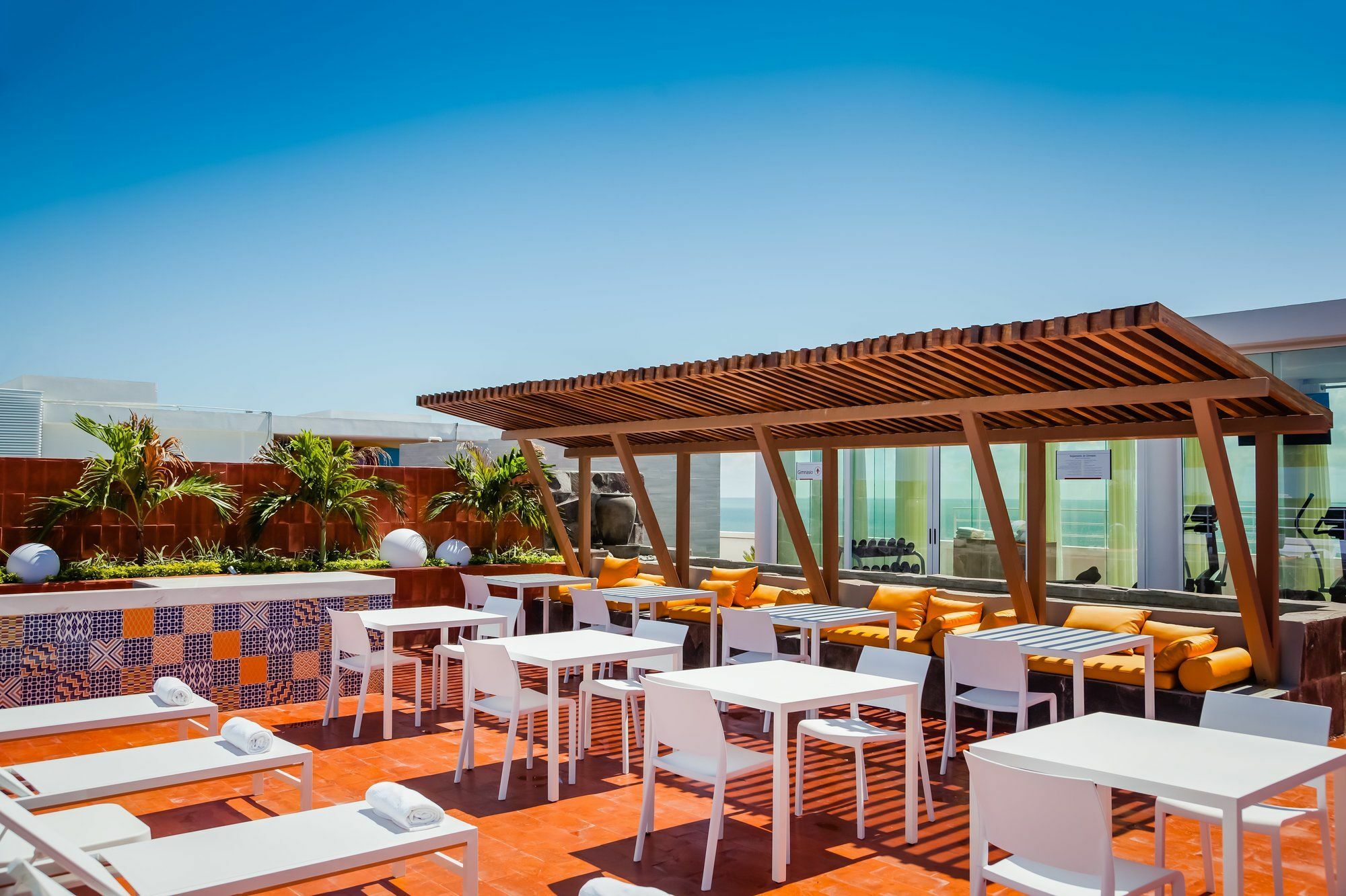 Fiesta & Loft Hotel 4*