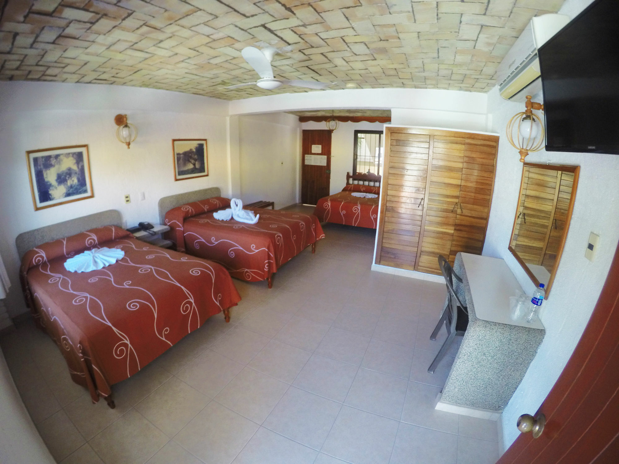 Hotel Arcos 3*