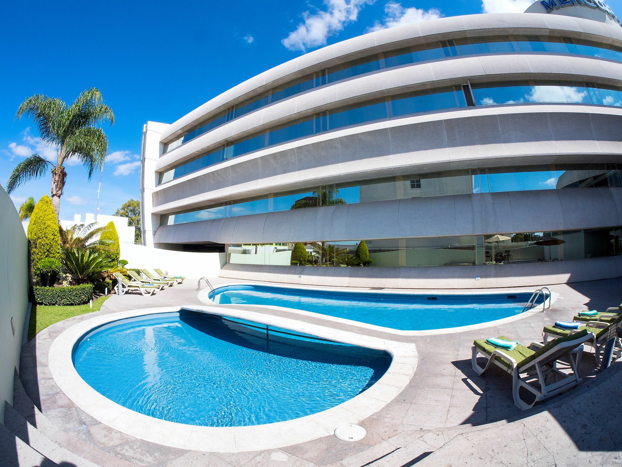 Hotel Mercury 4*
